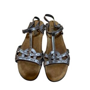 Naot Size 42 11 Elinor Mirror Leather Metallic Sandals Gray Silver Open Toe Stud